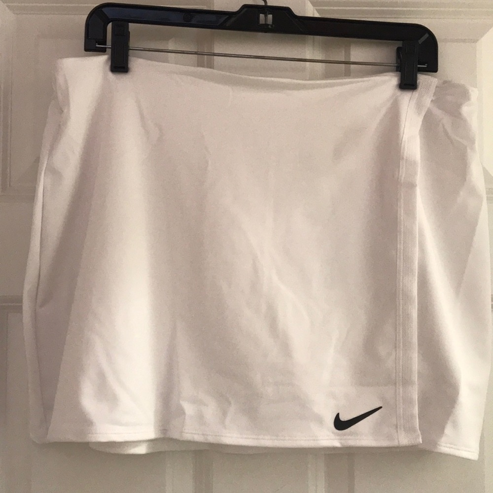 Nike Tennis/Golf/Pickleball Athletic Skort, L, NWT!